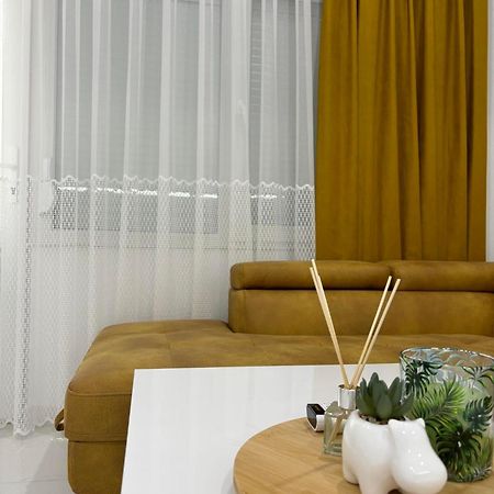 Apartamento Pami Néa Péramos Exterior foto